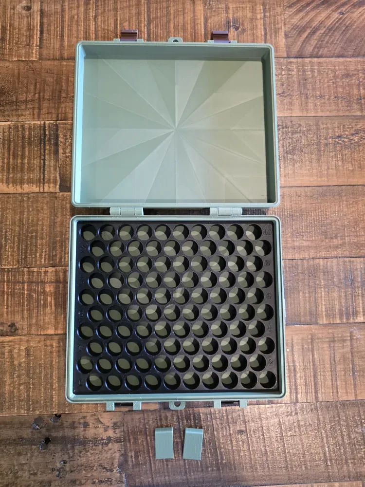 100 Vial Freezer Storage Case - Staggered Vials model preview